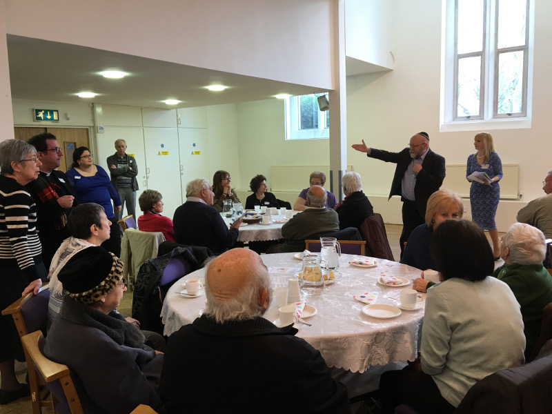 Rabbi James Baaden promoting the importance of the new partnership with Dementia Club UK and Sha’arei Tsedek Rabbi James Baaden promoting the importance of the new partnership with Dementia Club UK and Sha’arei Tsedek