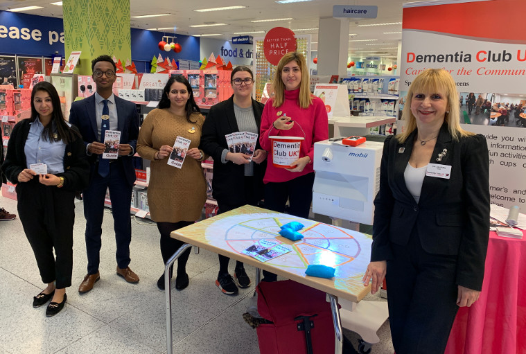 Henal Ramgi, Abdi Omar, Mira Chotai, Jona Mulla, Soma Sadood & Lisa Henal Ramgi, Abdi Omar, Mira Chotai, Jona Mulla, Soma Sadood & Lisa