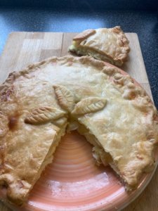 image of cheese and onion pie